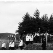 Prozession am alten Hubertuskapellchen