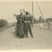Erntedankzug auf der Straße nach Gilsdorf