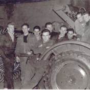 Junggesellen in Gilsdorf (rechts Herbert Schmitz, Kesper)