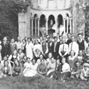 Ausflug der katholischen Jugend Nöthen mit Pfarrer Maus (1936)