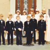 Kommuniongruppe mit Pfarrer Klein (1982)