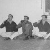 Nach getaner Arbeit ein Bier . . .